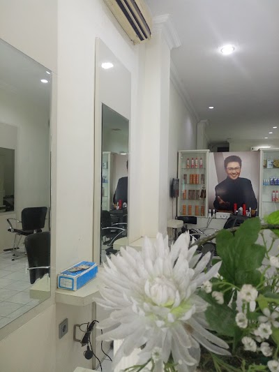 Photos of Salon Rudy hadisuwarno