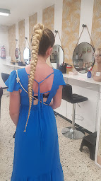 Photo n°11 de Tresses, Onglerie & extensions à Valras-Plage (Institut de beauté)