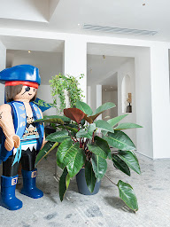 Photo n°3 de Docteur Nicolas GOLVAN à Saint-Thibault-des-Vignes (Dentiste)