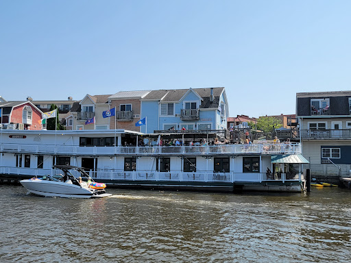 Idler Riverboat & Dockside - Thumbnail