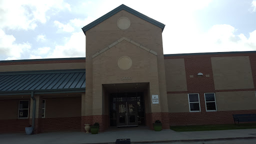 Saegert Elementary School - Visual