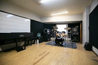 山響楽器店 中山店