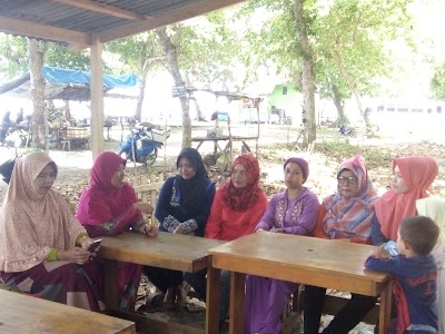 Photos of Pantai Lemo-Lemo