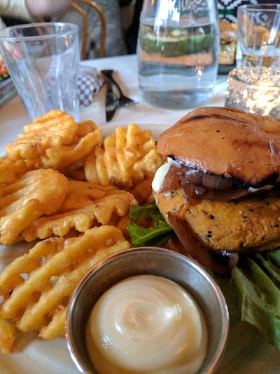 Photos of S&aelig;ta Sv&iacute;ni&eth; Gastropub