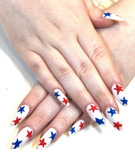 Becky Nails - Visual