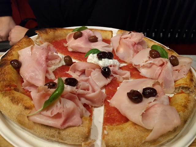 Premiata Fabbrica Pizza