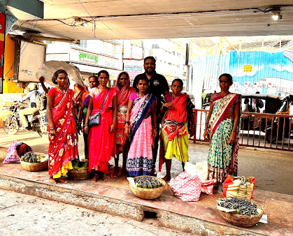 Af1qippcbv Uhdvclj4yjlfdg1truddixgglz Tpcffs=s419 K No