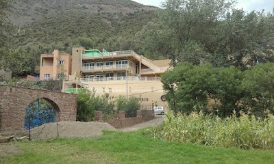 Photos of Nouri's Caf&eacute; Restaurant