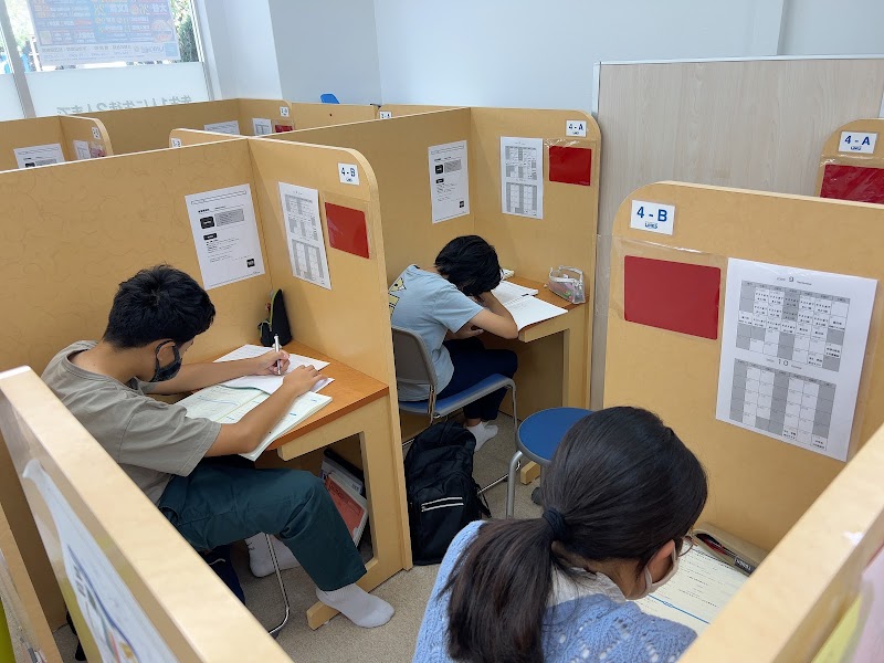 LiNKS個別指導 加茂駅前校