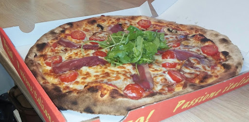 Photo 3 - Pizza ô feu de bois et distributeur 24h/24