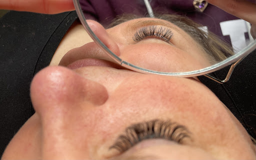 KMBeauty LLC - Thumbnail