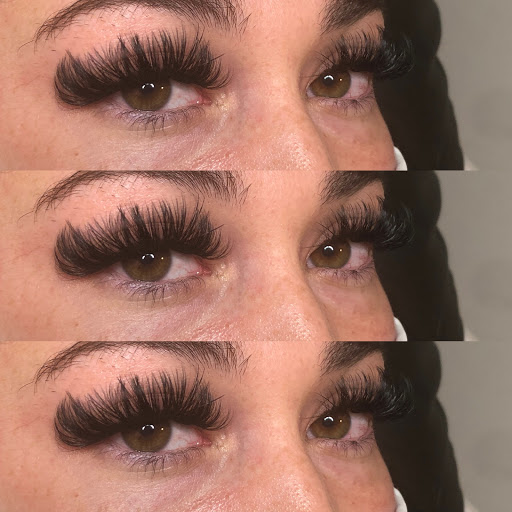 Lash N Out Beauty Bar LLC