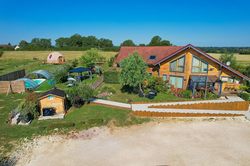 Photo de Ô Refuge Di'vin chambre d'hôtes de charme prêt de Sancerre avec piscine sauna et spa logements insolites à Boulleret (18240)