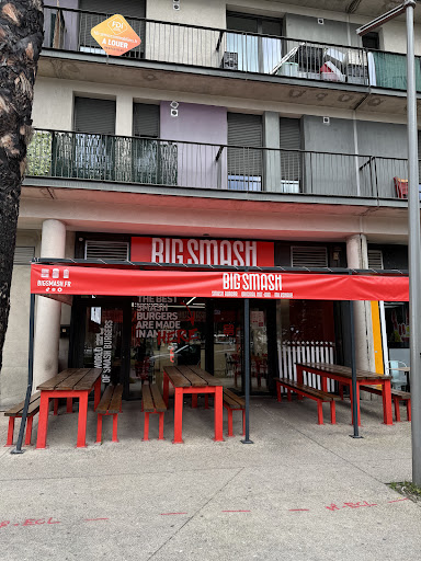 Photo 9 - SMASH BURGER