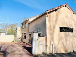 Photo n°19 de ARTASIE SALON à Luisant (Institut de beauté)