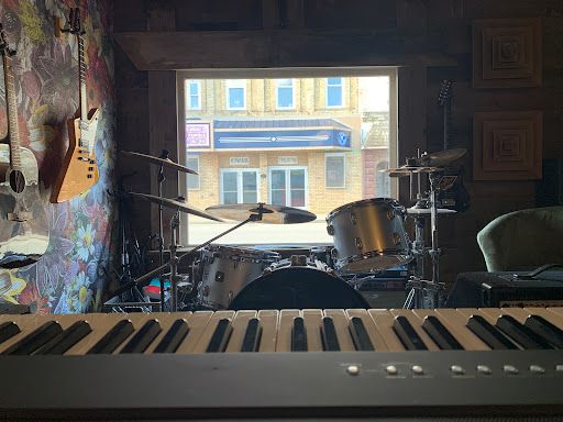 Rocker’s Room Musicafé - Thumbnail