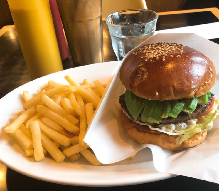 HAMBURGER GOLDEN BROWN OMOTESANDO ハンバーガー 表参道