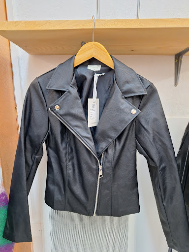 Prêt à porter É si boutique - Thumbnail