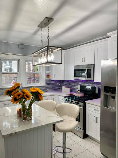 R&E Cabinetry and Design LLC