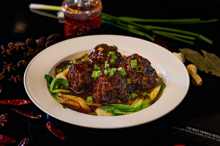 Lao Sze Chuan Highland park by null