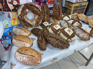 Photo n°18 de Boulangerie pâtisserie les Frères Benniks à Cajarc (Boulangerie)