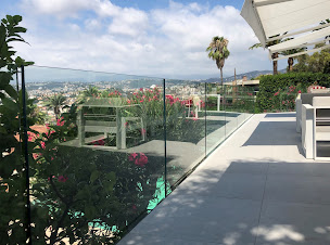 Photo n°7 de B Création - Miroiterie et Charpente à Cagnes-sur-Mer (Charpentier)