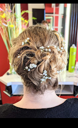 Photo n°9 de Salon JMC by Caroline 'R (jean marie coiffure) à Saint-Julien-les-Villas (Salon de coiffure)