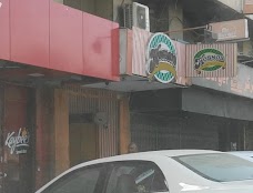 Hobnob Bakery karachi Bahadur Shah Zafar Road