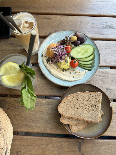 Cafe Lozzi - Visual