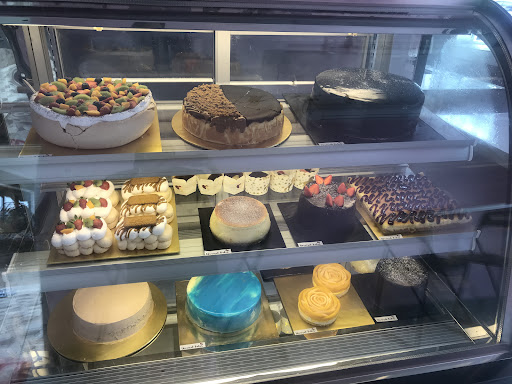 ARASH MINI CAFE & BAKERY