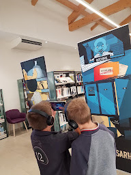 Photo n°3 de Médiathèque municipale de Grillon à Grillon (Bibliothèque)