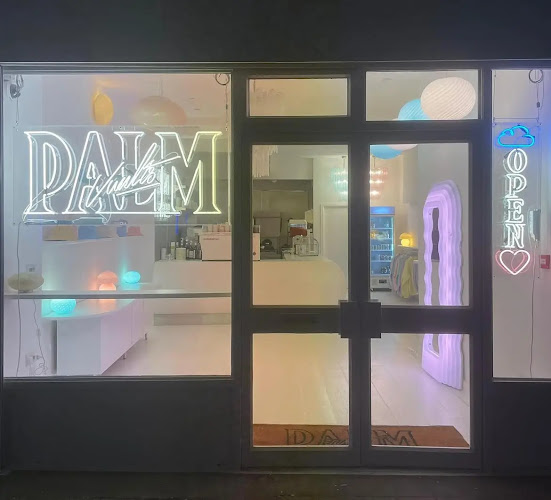 Palm Vaults