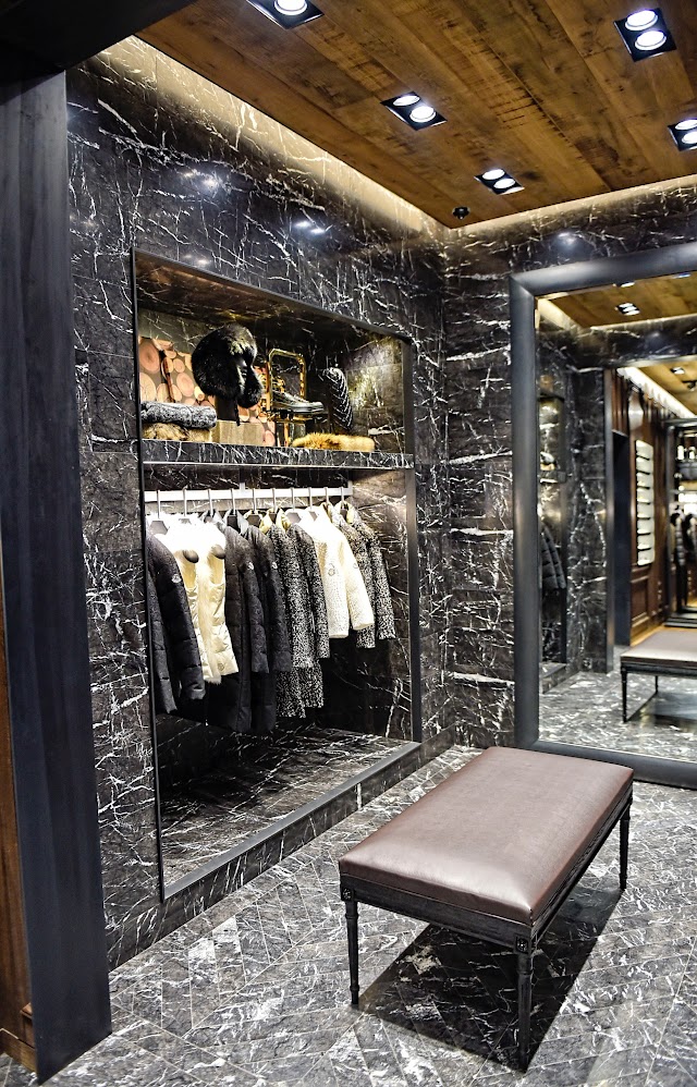 Moncler