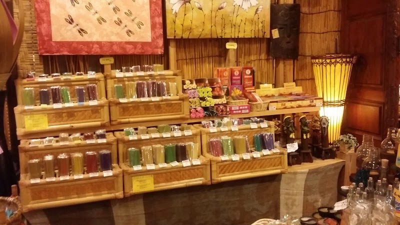 エスニックマーケットバグース (BAGUS)