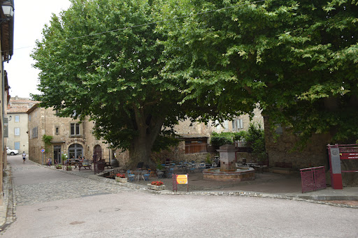 Aux Deux Platanes - Thumbnail