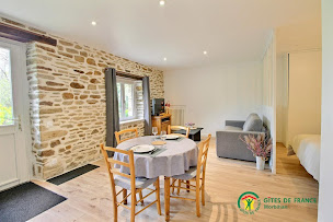 Photo n°6 de Le Cocon Fleuri - Gîtes de France à Arradon (Lodge)