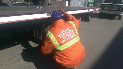 Photos of GRUAS TAPILUJOS