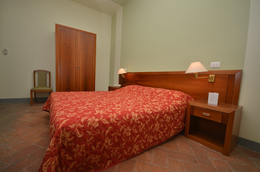 Il Pomarancio Gallery - Italy