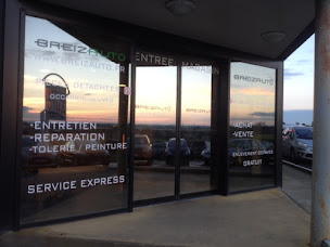 Photo n°1 de Breiz Auto à Plénée-Jugon (Vendeur de voitures d'occasion)