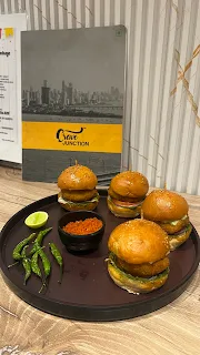 Crave Junction Vapi photo 6