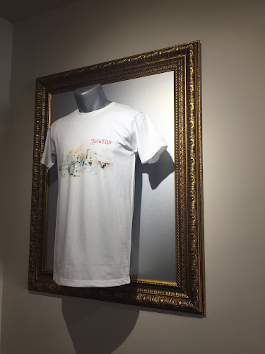 Comentarii opinii despre РЕКЛАМНА АГЕНЦИЯ "НИТОС"