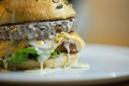Photo 2 - Le Gourmet Burger