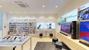 Photo n°6 de Boutique SFR Cambrai à Cambrai (Opérateur téléphonique)