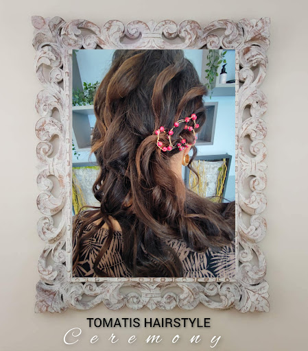 Tomatis Hairstyle Bio Salon - Salone di Parrucchieri Gallery - Italy