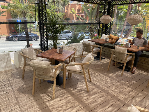 Vasari Café - Visual