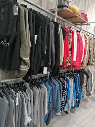 Photo n°19 de Boutique 2 Ailes à Saint-Pierre-de-Chandieu (Magasin de vêtements)