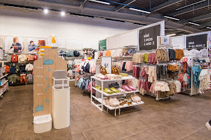 Photo n°16 de Gemo à Villefranche-de-Rouergue (Magasin de vêtements pour femmes)