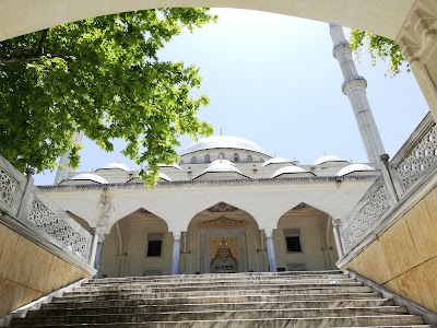 Tunahan Cami