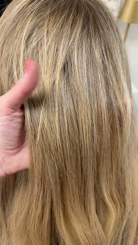Kommentare und Rezensionen über Bel Hair Coiffeur in Küsnacht