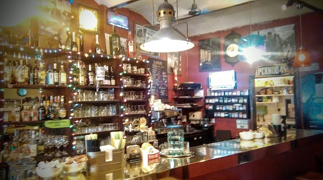Les Couleurs Cafe